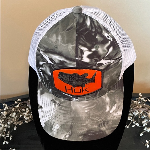 Huk Camo Hat with Orange Logo - Picture 1 of 3